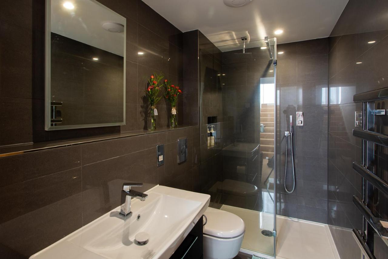 The Retreat, Sauna & Hot Tub, Charming & Cosy Gem Бландфорд Форъм Екстериор снимка